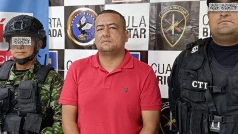 Funcionario de la UNP se convierte en traficante de armas: Bogotano intercambiaba armas por pasta de cocaína