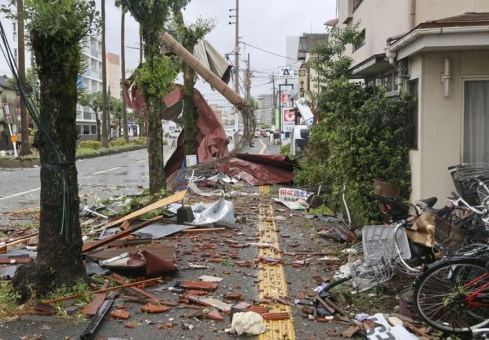 El tifón Shanshan azota Japón: Vientos huracanados y lluvias torrenciales causan estragos en Kyushu