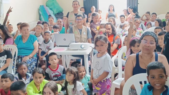 Con “Cine Recicle” en la comuna de Villasantana, empresa de Aseo promueve brigadas de limpieza y sostenibilidad