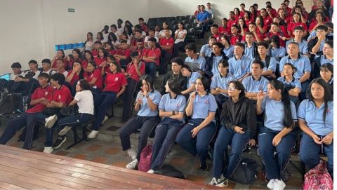 Jornada de Socialización en Colegios 