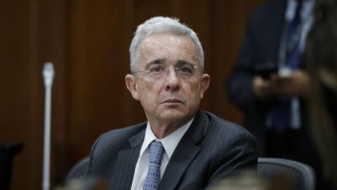 Tribunal de Bogotá acepta interceptaciones telefónicas en juicio contra Álvaro Uribe 