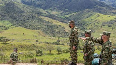 Fuerzas Militares reportan combates en Pradera, Huila, contra disidencias de las Farc