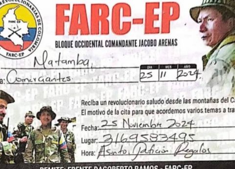 Polémica en Cúcuta: Farc entrega regalos de Navidad