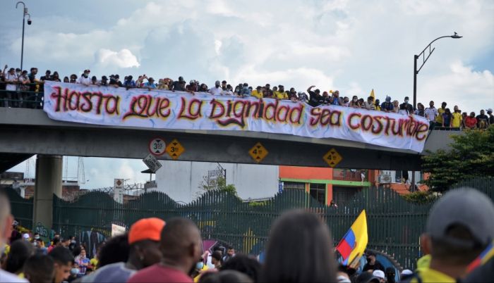 Estamos terminando de superar una guerra, esperamos no tener que repetir formas de violencia de ese trágico pasado 